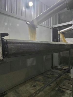 Equipamento de secagem contínua de tiras para produção de gelatina