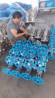 Válvulas de porta manuais de comprimento Ss corpo e disco para aplicações de perfuração completa com flanges/soldados