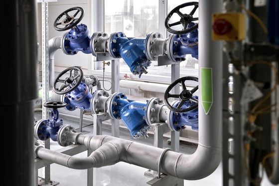 Serviço pós-venda de apoio para válvulas e acessórios de globos de aço carbono